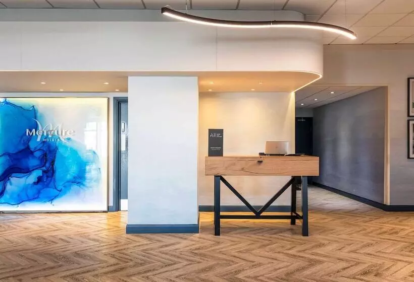 Отель Mercure Bedford Centre