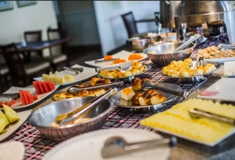 Отель Phenícia Bittar