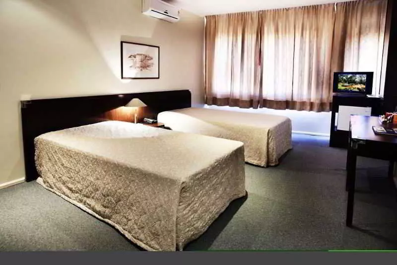 酒店 Plaza Porto Alegre