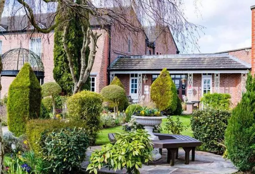 Отель Rossett Hall