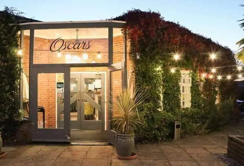 Отель Rossett Hall