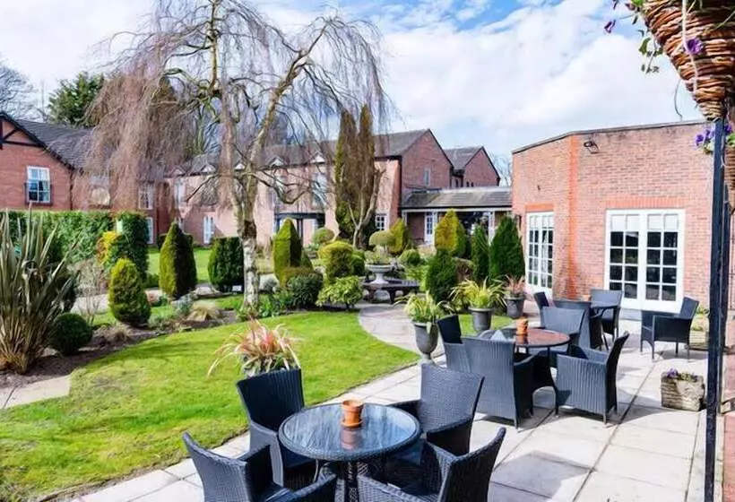 Отель Rossett Hall