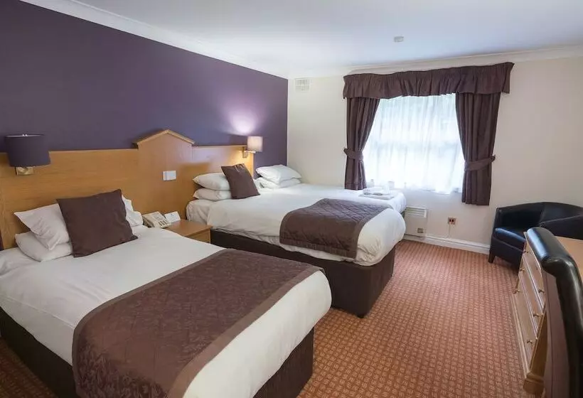 فندق Widnes Halton Everglades Park