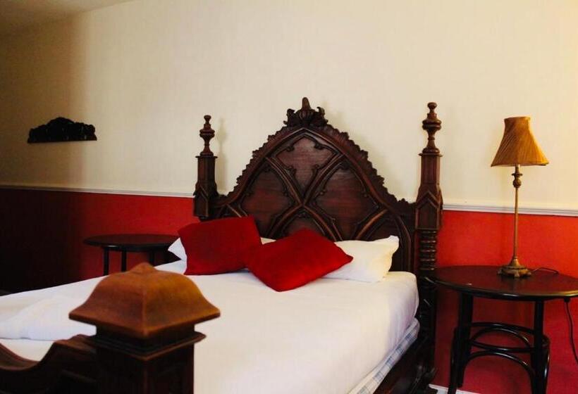 Crown Hotel Brackley