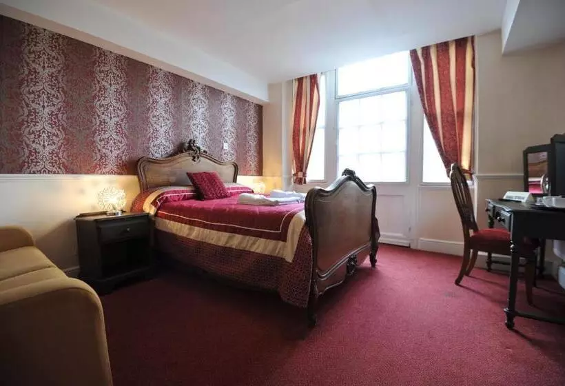 Crown Hotel Brackley