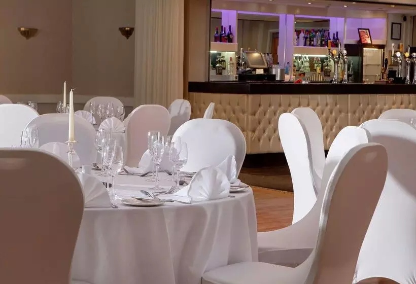 Glendower Hotel Bw Signature Collection