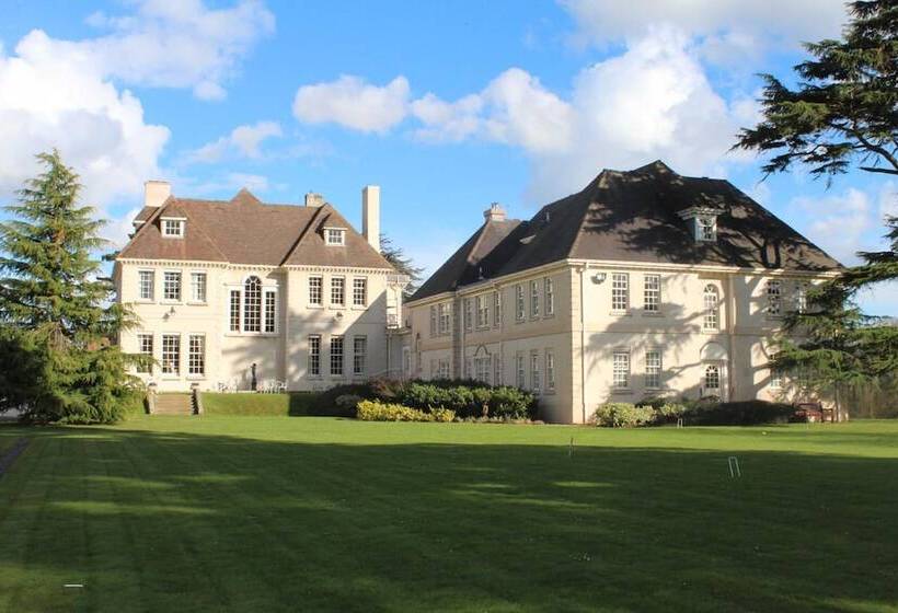 فندق Brockencote Hall