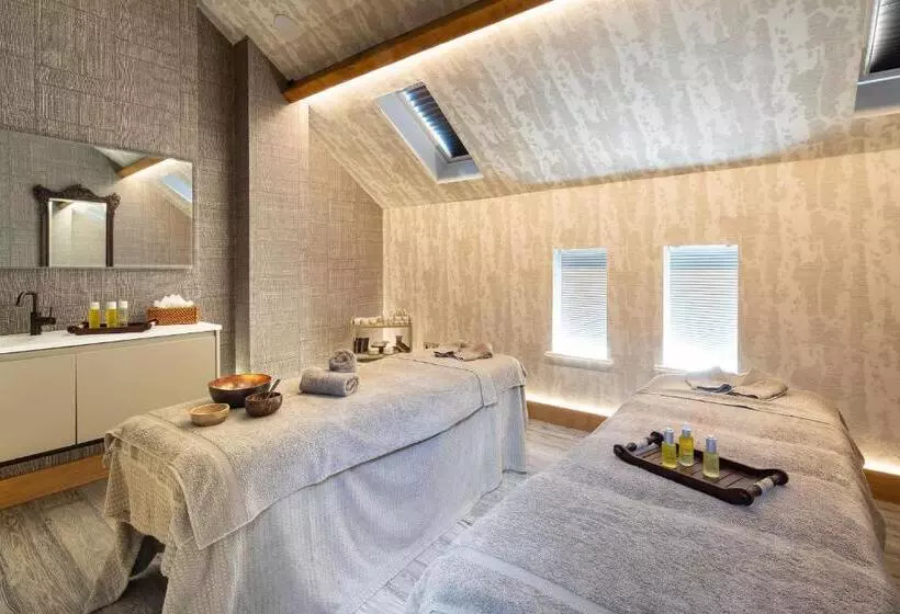 Gilpin Hotel & Lake House