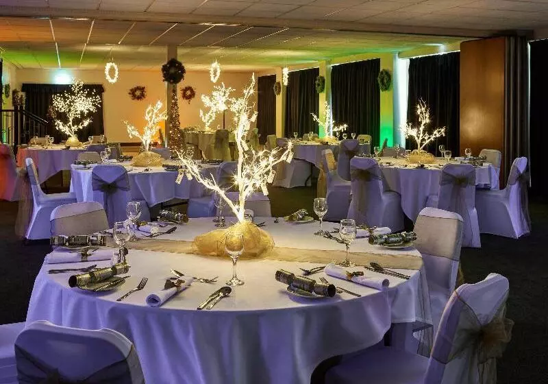 酒店 Mercure Cardiff North