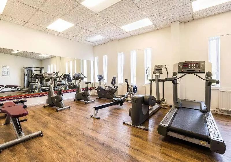 酒店 Mercure Cardiff North