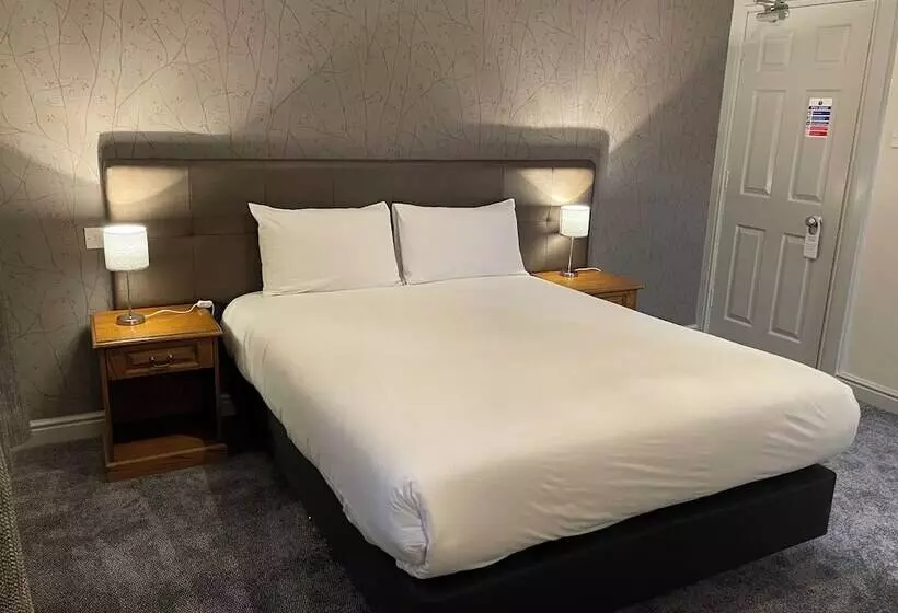 Отель The County