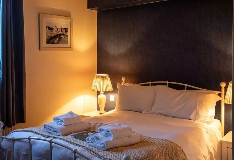 Отель The Devonshire Arms