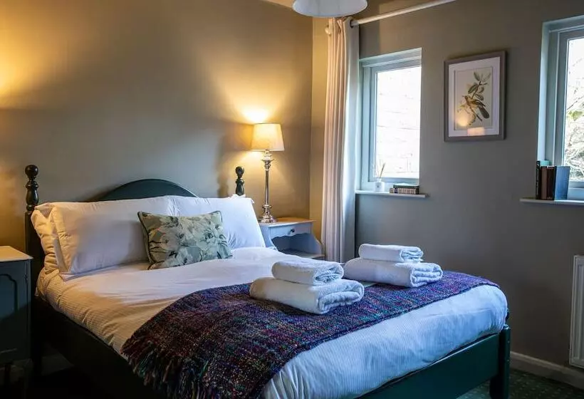 Отель The Devonshire Arms