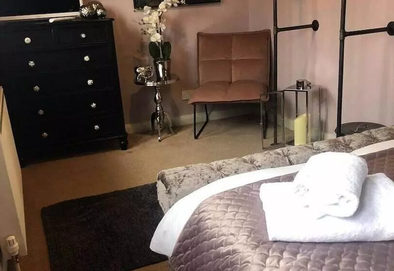 Отель The Devonshire Arms