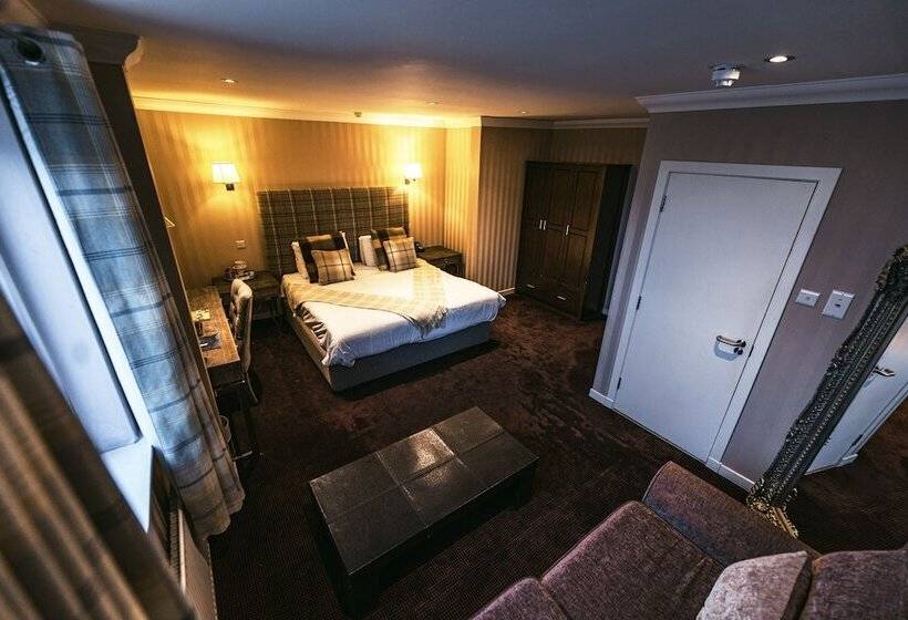 Отель The Fenwick