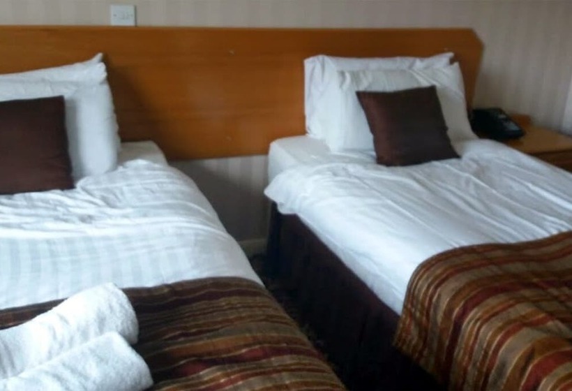 Отель The Fenwick