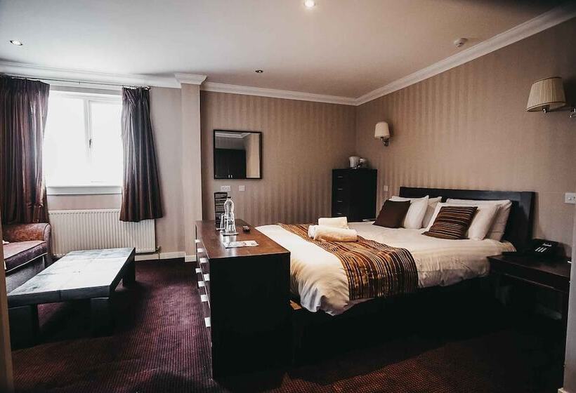 Отель The Fenwick