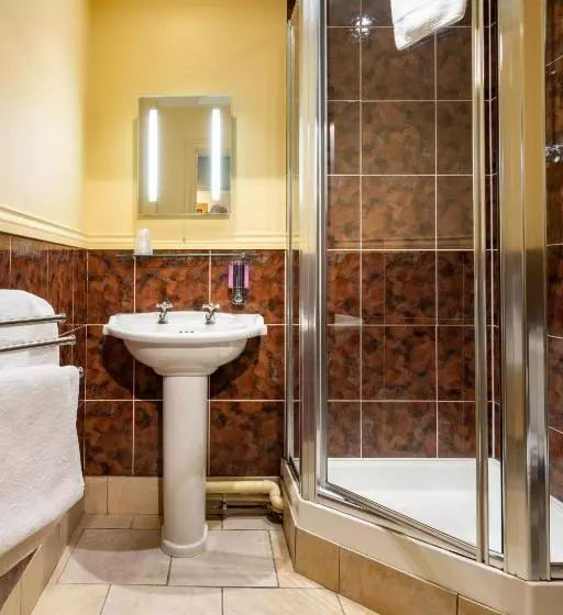 Hotel The Half Moon Inn And Country Lodge