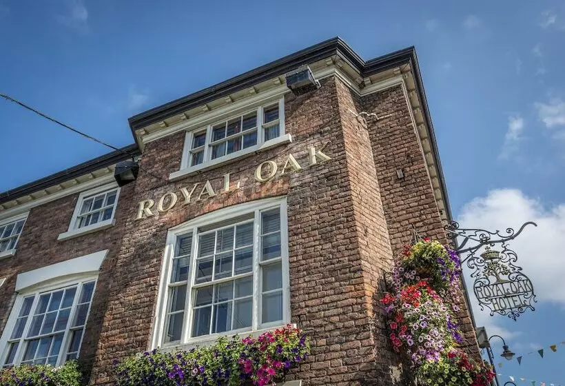 The Royal Oak Hotel, Welshpool, Mid Wales
