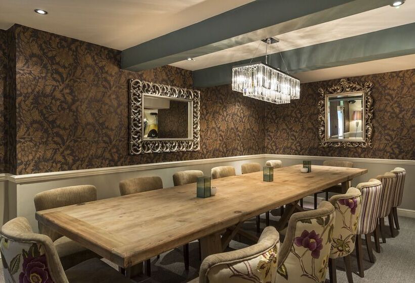 The Royal Oak Hotel, Welshpool, Mid Wales