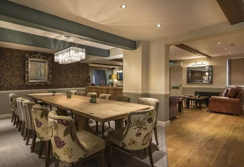 The Royal Oak Hotel, Welshpool, Mid Wales