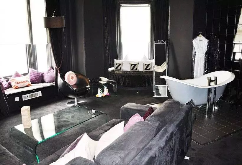 Carmelite Hotel; Bw Signature Collection