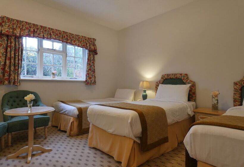 هتل Brook Marston Farm