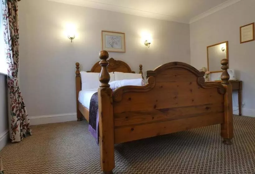 هتل Brook Marston Farm