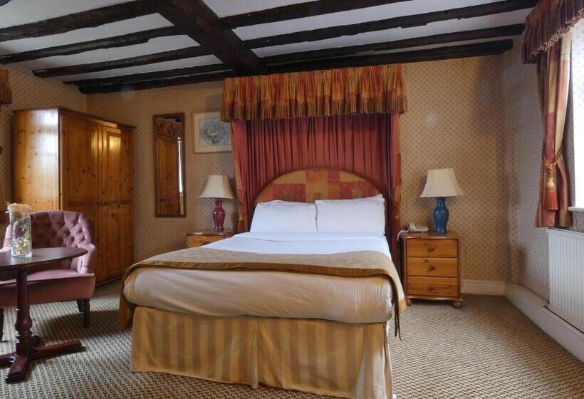 هتل Brook Marston Farm