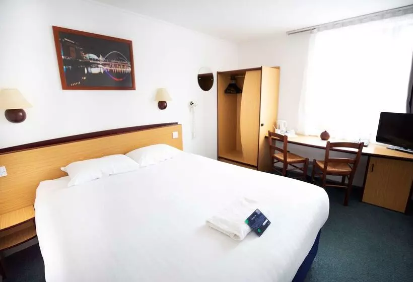 Campanile Hotel Washington