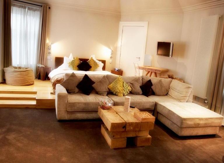 Carmelite Hotel; Bw Signature Collection