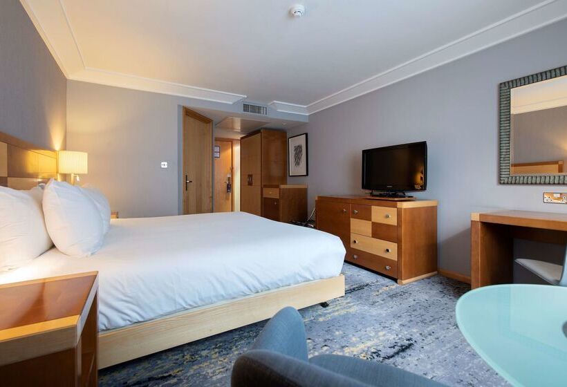 Szálloda Doubletree By Hilton  Swindon