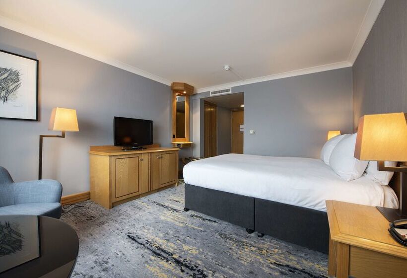 Szálloda Doubletree By Hilton  Swindon