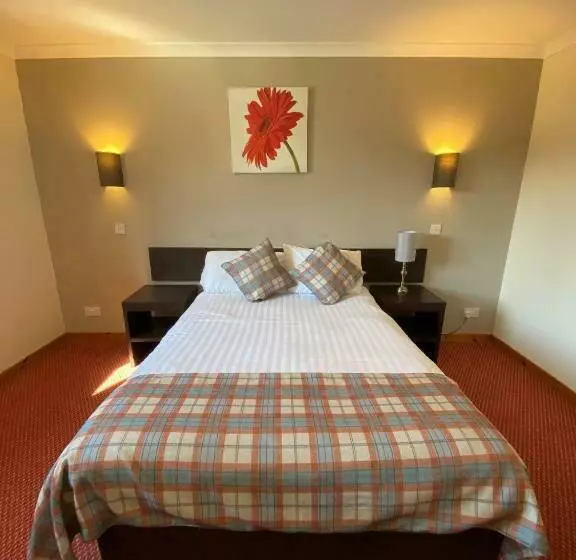 Highlander Hotel ‘a Bespoke Hotel’
