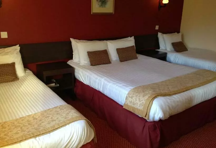 Highlander Hotel ‘a Bespoke Hotel’