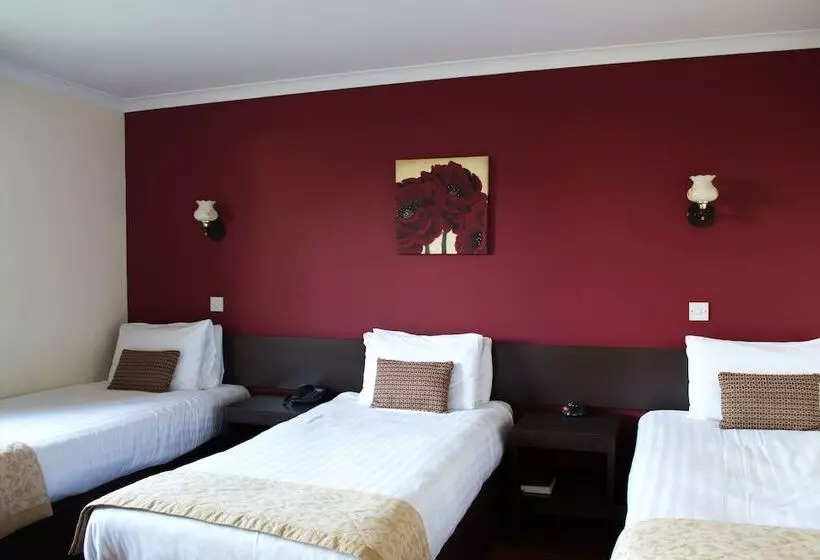 Highlander Hotel ‘a Bespoke Hotel’