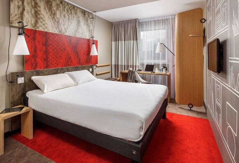 בית מלון כפרי Ibis London Barking