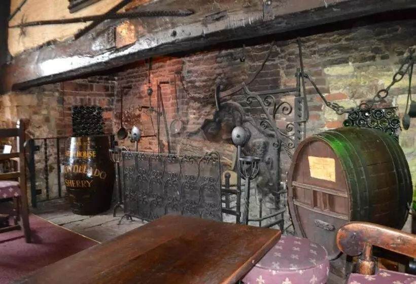 Отель Mermaid Inn