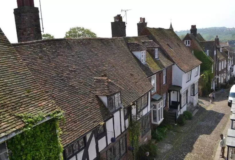 Отель Mermaid Inn