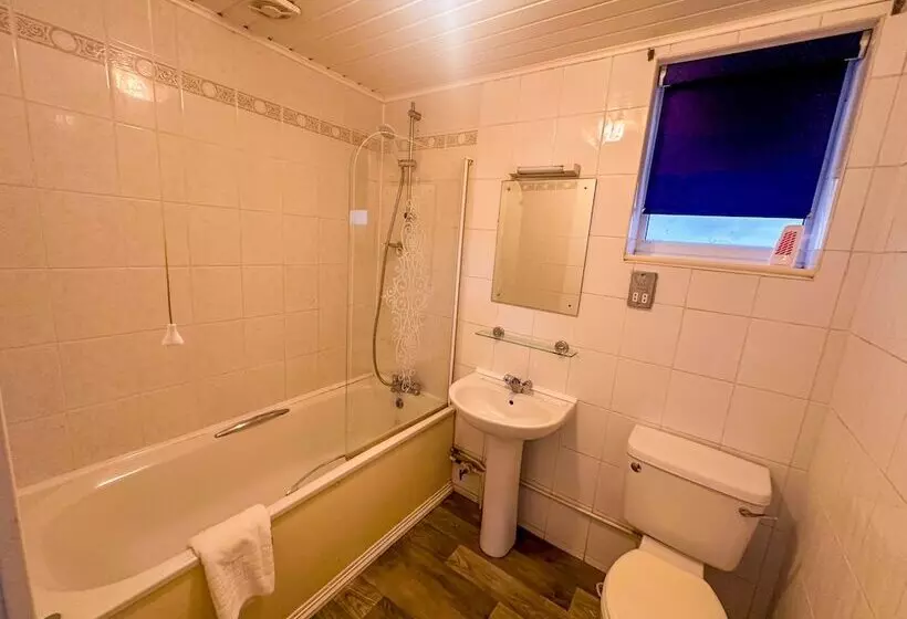 ホテル The New England