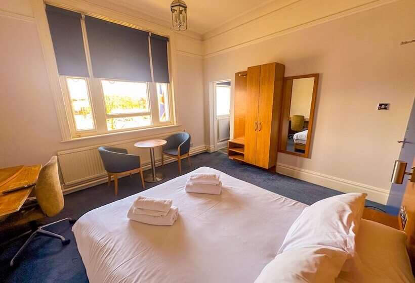 호텔 The New England