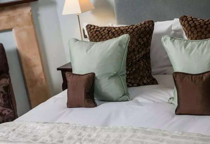 ホテル The Slaughters Manor House