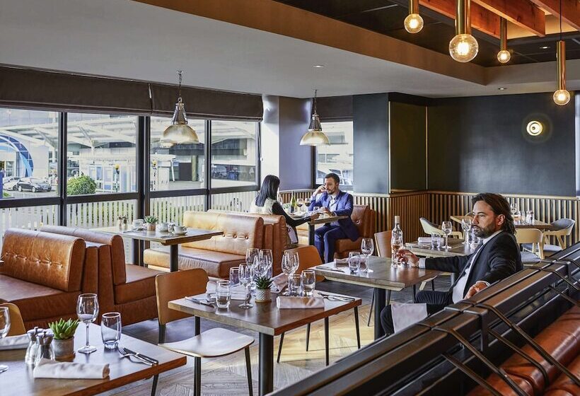 Novotel Birmingham Airport Terminal Building   Nec