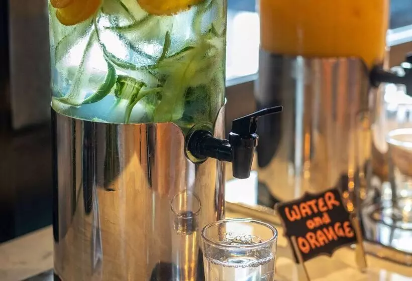 Novotel Birmingham Airport Terminal Building Nec