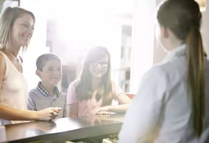 Novotel Birmingham Airport Terminal Building Nec