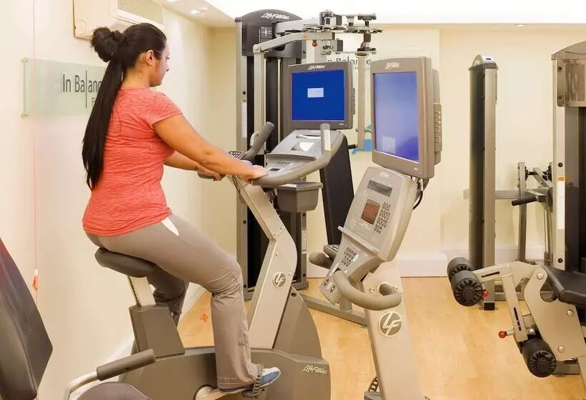 Novotel Birmingham Airport Terminal Building Nec