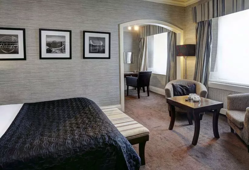 Roker Hotel Bw Premier Collection