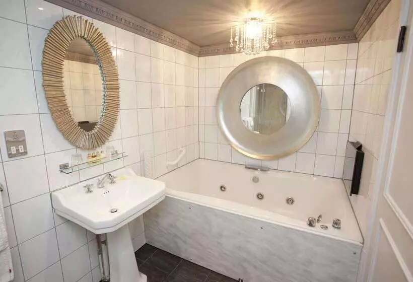 St James Hotel; Bw Premier Collection