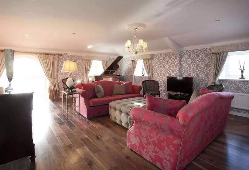 St James Hotel; Bw Premier Collection