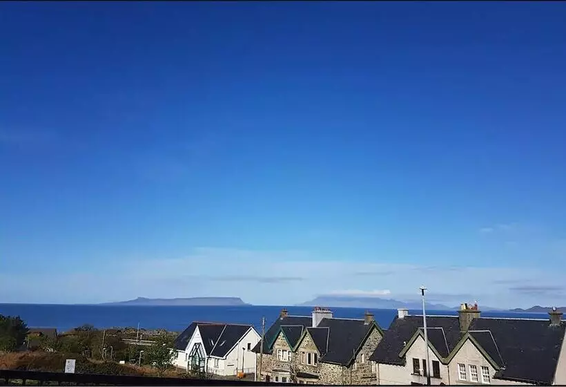 בית מלון כפרי West Highland